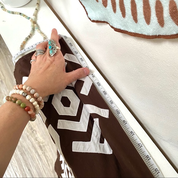 Beautiful trendy BOHO skirt w Aztec/ Native fell - Picture 10 of 10